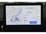ディスプレイオーディオを装備。スマホとクルマをつなぐことで、これまでのナビに加えて、いろんなサービスが楽しめます。