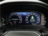 視認性に優れた10.2インチデジタルグラフィックメーター搭載