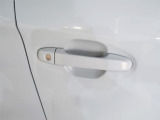 SUBARU 認定U-Carは、AIS評価点4点以上、走行距離8万キロ未満、84ヶ月未満の使用月数、修復歴なし、その SUBARU独自の基準を満たした品質の良いU-Carを幅広く取り揃えております