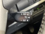 【クルーズコントロール】高速道路や自動車専用道路を走行中にドライバーが設定した速度で、アクセルペダルを踏まなくても、一定の車速で走行してくれます!