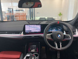 アウトバーンでの走行を見据えたBMWのブレーキシステムはもしもの時にもいち早くマシンを停止してくれます。