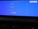フルセグ視聴やお手持ちのスマートフォンを接続することで地図を表示したり、Bluetooth機能を使いお気に入りの音楽を再生することもできますよ