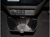 オシャレなインテリアで運転する気分も盛り上がりますよね^^