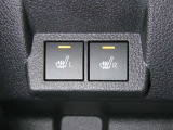 【シートヒーター搭載】シートを温めてくれる暖房機器です!長時間座っていると負担が掛かりやすい背中や腰、または冬場の寒い日に冷えやすい脚部に快適なぬくもりを♪