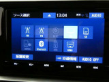 【オーディオ選択画面】AM/FMの切替や、交通情報もこちらの画面から選択できます。