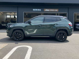 Jeep通はモデルコードで呼びます。Jeepには名前を変えずに進化してきたモデルはいくつもあります。その為、モデルはモデルコードによって呼び分けられています。