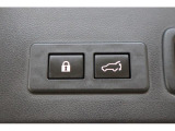 当店では様々なお車を並べております! 登録済み未使用車(たまにですが)から試乗車・サービス代車・下取買取車・オークション車両と幅広く扱っております!