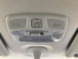 スズキコネクト対応車です。スズキコネクトのサービスと連携し、ナビ画面上に各種通知を表示したり、スズキトラブルサポートへの発信操作が可能です。