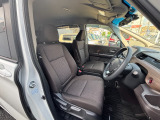 1列目シートです。足元までゆったりとご乗車頂けます!!