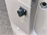 外部AC100V取入口。