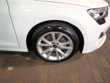 中古車だけではなく、新車も多岐にわたり、正規輸入車販売を行っております。全国選りすぐりの仕入ネットワークの中からあなたにピッタリのお車を探します◆フリーダイヤル:0078-6002-715769