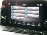 メモリーナビです。Bluetoothで好きな音楽を聴く事ができるので、ドライブがひときわ楽しくなっちゃいますね♪NISSAN CONNECTも利用出来ます。