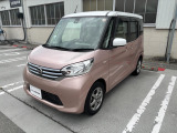 左前から見るとこんな感じです。