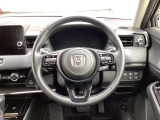 ステアリングスイッチでオーディオ各種操作が可能で、運転に集中できます。安心・安全・快適なドライブをお楽しみいただけます。