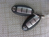 いまや日産車の必需品。インテリジェントキー&プッシュエンジンスタータ-を装備しています。