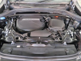 安心のBMW認定中古車は100項目の箇所を徹底的にチェック致します。機械的な箇所や電気系、コンピューターなどをご納車前に点検し、交換基準に達した部品は全て新品に修理返品した後にご納車致します。