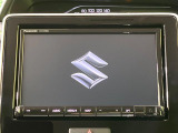 【純正8型ナビ】人気の純正ナビを装備しております。ナビの使いやすさはもちろん、オーディオ機能も充実!キャンプや旅行はもちろん、通勤や買い物など普段のドライブも楽しくなるはず♪