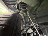 お車を安心してお乗りいただく為には、足回りの定期点検が欠かせません。サービスサポート(有償保証)では無料点検もご提供しており、安心のカーライフをお過ごしいただけるサポート体制が整っています。
