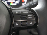 ◆アダプティブクルーズコントロール◆予め設定した車速内でクルマが自動的に加減速。前走車との適切な車間距離を維持しながら追従走行します。【LKAS】車線維持支援システムでステアリング操作を支援。
