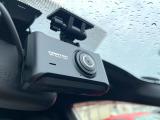 【ドライブレコーダー】ドライブレコーダー装備!走行中はもちろん、あおり運転や事故に遭遇した際、映像で記録し、万一のリスクに備えます。※記録用SDカードはお客様ご自身でご準備いただく必要があります。