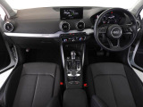 新型の車種から、お求めやすいモデルまで幅広く取り扱っております。