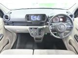 見通しのよいすっきりとした視界で、運転もしやすいです。