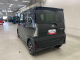 当社ではご購入時にメンテナンス商品や自動車保険のご提案も行っております。