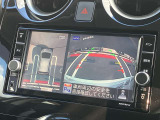 アラウンドビューモニター装備!空から見ているような映像によって不慣れな場所での車庫入れや縦列駐車等はもちろん狭い道でのすれ違いも安心していただけます♪