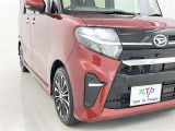 フォグランプ装着車です。暗い夜道の車両前方を明るく照らします