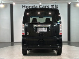 当社の車両には『安心して車選びをしていただくために』お支払い総額を表示しております。税金、自賠責保険料、登録費用、リサイクル料金が含まれており、県内登録及び届出で店頭納車の場合になります。