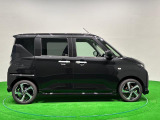 360&deg;UV&IRカットガラス採用!両側スライドドア!狭い場所でも乗り降りがしやすい、大きなも荷物の積み込めもラクラク♪
