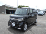 新車ディーラーの中古車コーナーです。保証・整備料金は車両価格に含まれております。諸費用まで入った支払総額は魅力的な価格になっていると思います。