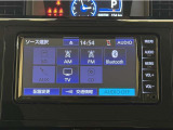 Bluetooth対応、CD再生機能付き。お好きな音楽を聴きながらのドライブは楽しいですよね〜♪