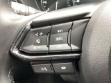 【ハンドルスイッチ】ハンドルを握ったまま、この車の快適装備を操作することが可能です☆詳しくは営業スタッフまでお尋ねください☆