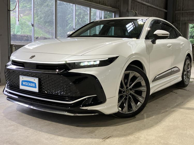 クラウンクロスオーバー2.5 G アドバンスト レザー パッケージ E-Four 4WD