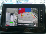 【アラウンドビューモニター】空から見下ろした映像がナビ画面にて確認可能です。駐車もラクラクですよ♪