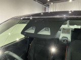 【衝突被害軽減ブレーキ】前方の車両や横断する歩行者などを検知した時、衝突回避や被害軽減をサポートします。