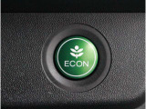 ECONスイッチの効果とあなたの運転で、クルマと力をあわせ「燃費向上=ガソリン代の節約=CO2 削減」のチャレンジをお楽しみください。