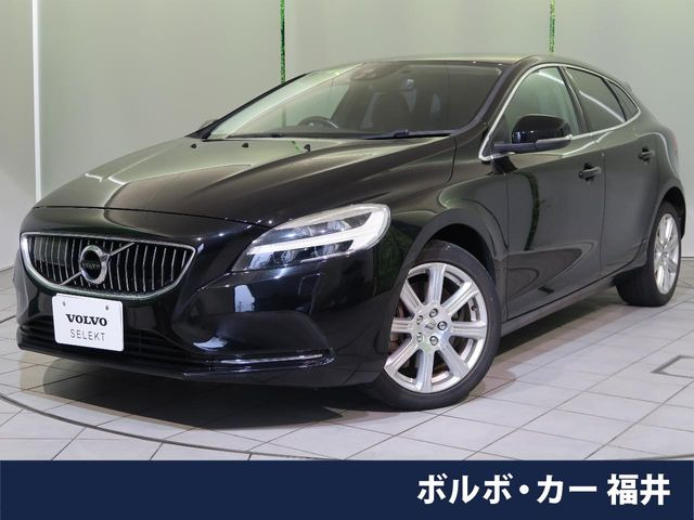 V40 T3 インスクリプション