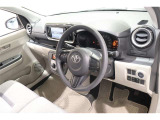 運転席周りは遊びにも通勤にも普段のお買い物にもピッタリ。日々のドライブに居心地のよいレイアウトです。