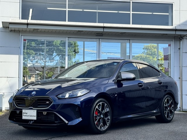 2シリーズグランクーペ M235 xドライブ 4WD 