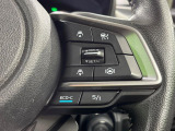【アイサイトVer3】前方の車両等を検知し、衝突しそうな時は警報で注意を促し、ブレーキを踏む力をサポート。ブレーキを踏めなかった場合は衝突被害軽減ブレーキが作動、衝突回避をサポートします。