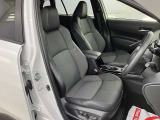 運転者にとっては日々使用することとなる運転席です。運転席が快適だと運転に集中することができますね。