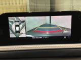 全方位モニターがついています! 車の周囲を360&deg;安全確認できるので、普段の駐車はもちろんの事、縦列駐車や幅寄せの際にも活躍してくれますよ。