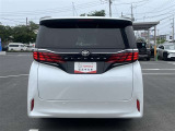 <中古車もトヨタのお店で>納車前にしっかりとお車の点検をさせていただきます。トヨタに自動車整備のプロにプロにお任せください!