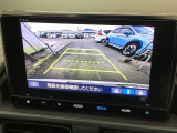 便利な3ビュー切り替え、ガイド線表示付きのバックカメラです!後退時、後方の視界をサポートします!