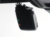 ◆ドライブレコーダー◆映像・音声などを記録する自動車用の装置です。 もしもの事故の際の記録はもちろん、旅行の際の思い出としてドライブの映像を楽しむことができます。