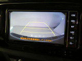 車庫入れや駐車で威力を発揮するのがバックモニター!ナビディスプレイに後ろの様子が映し出されるから安心です。