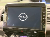 【大画面ナビ】人気の大型10インチナビを装備。存在感のある大画面はインパクト大!ナビ利用時のマップ表示は見やすく、テレビやDVDは臨場感がアップ!いつものドライブがグッと楽しくなります♪