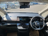 運転席まわりです。細かいオプションなど、気になるところがあればお気軽にメールやお電話等でお問合せください。